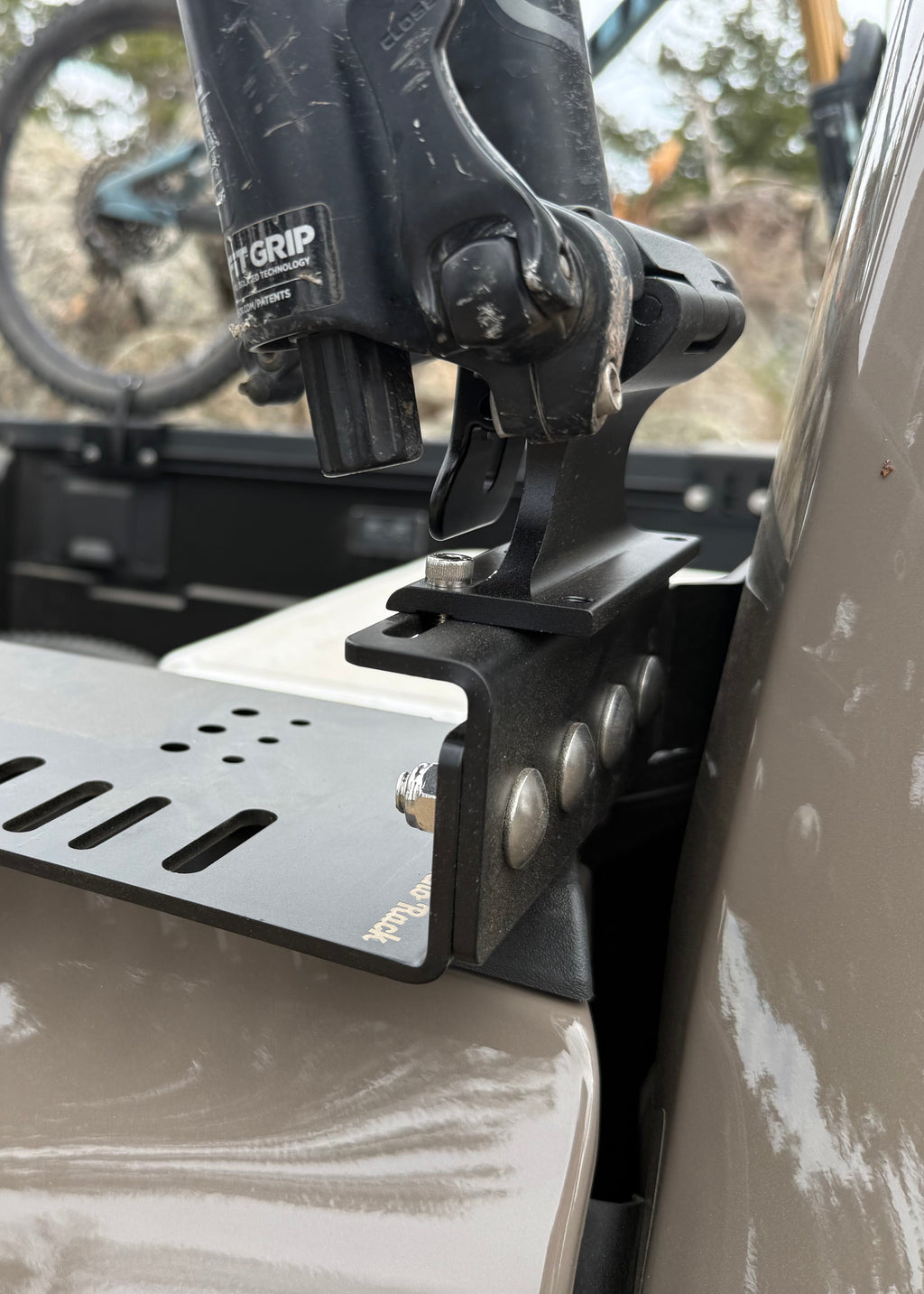 Toyota Tacoma & Tundra