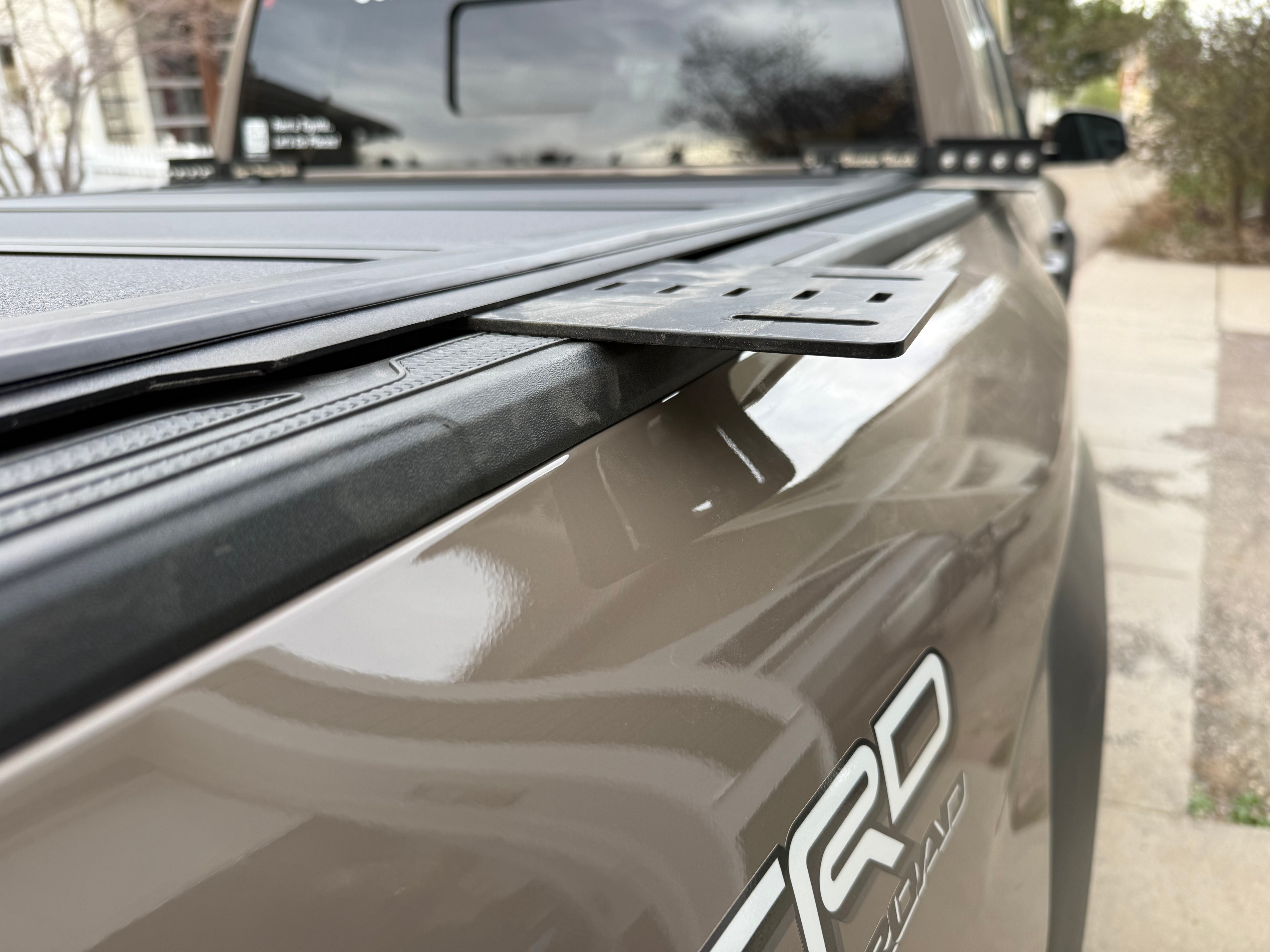 Toyota Tacoma & Tundra